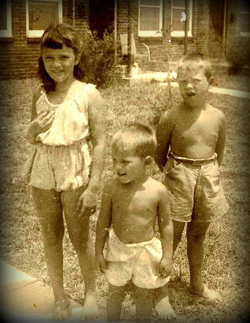 Laura Engel and her two brohters as kids
